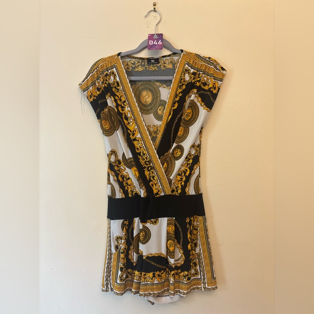 46. Va Va Voom Gold and Black Baroque Jumpsuit - Picture 1 of 1